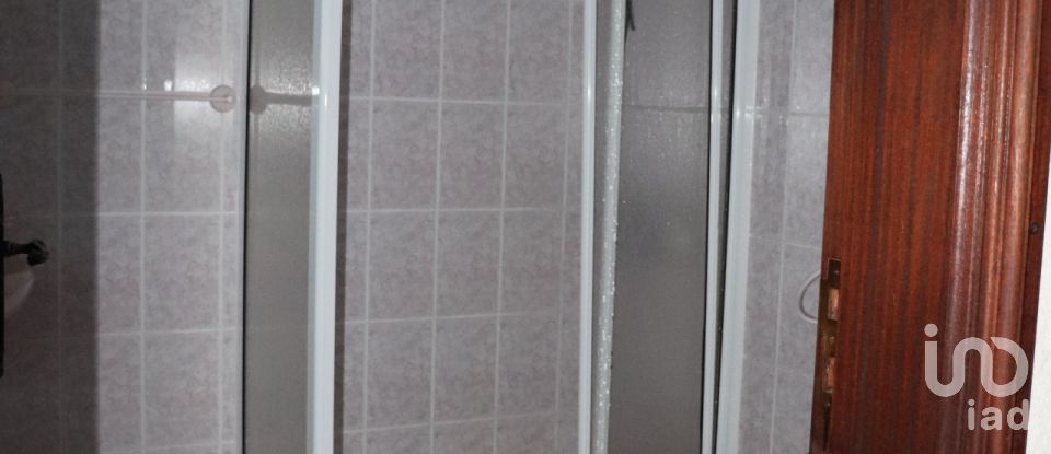 Village house T3 in Mouçós e Lamares of 364 m²