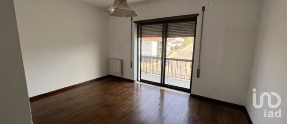 Apartment T4 in Mogadouro, Valverde, Vale de Porco e Vilar de Rei of 216 m²