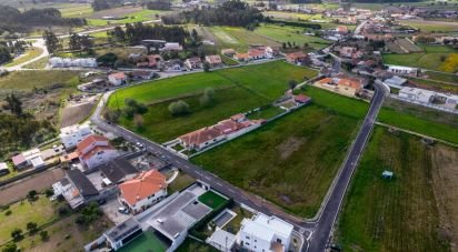 Terrain à Oliveirinha de 737 m²