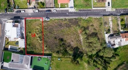 Terrain à Oliveirinha de 738 m²