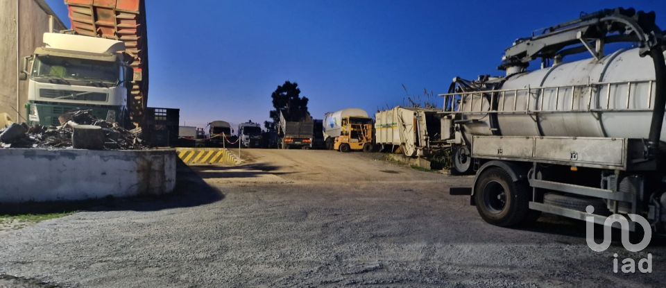 Surface diverse à Palmela de 970 m²