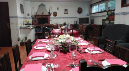 Gîte T3 à Rio Tinto de 213 m²