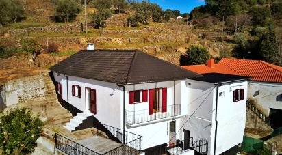 Casa / Villa T2 em Sanfins do Douro de 150 m²