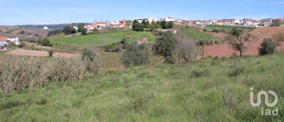 Land in Turcifal of 4,400 m²