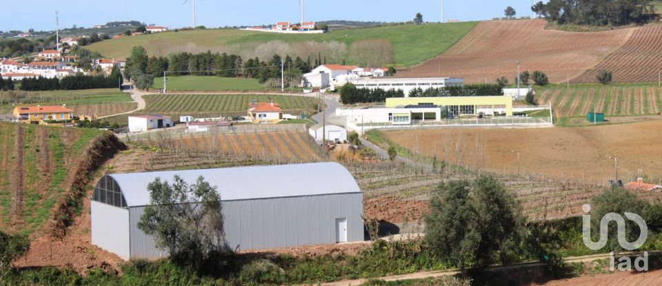 Terrain à Turcifal de 4 400 m²