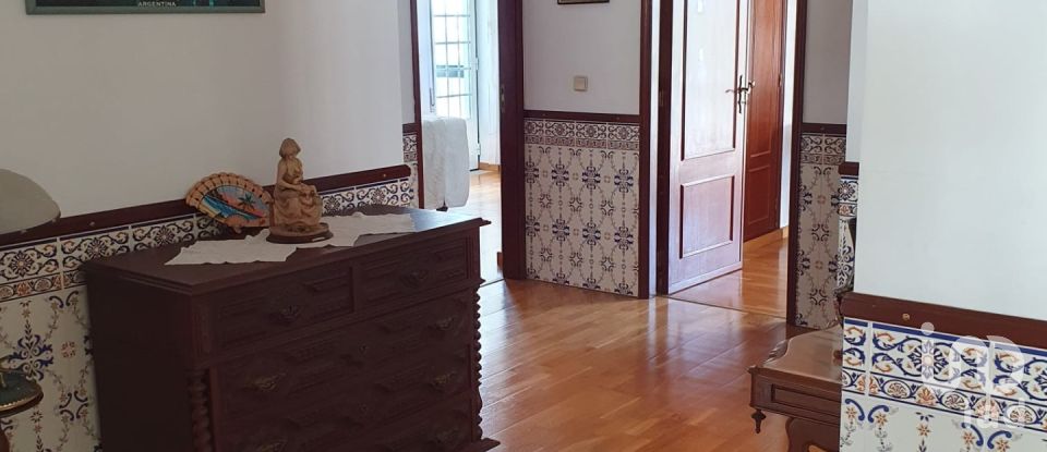 House T8 in Santa Clara e Castelo Viegas of 432 m²