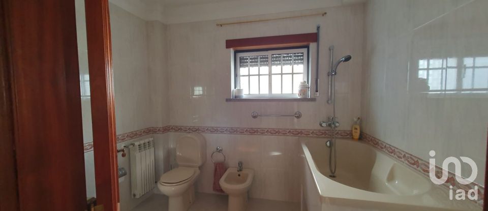 House T8 in Santa Clara e Castelo Viegas of 432 m²