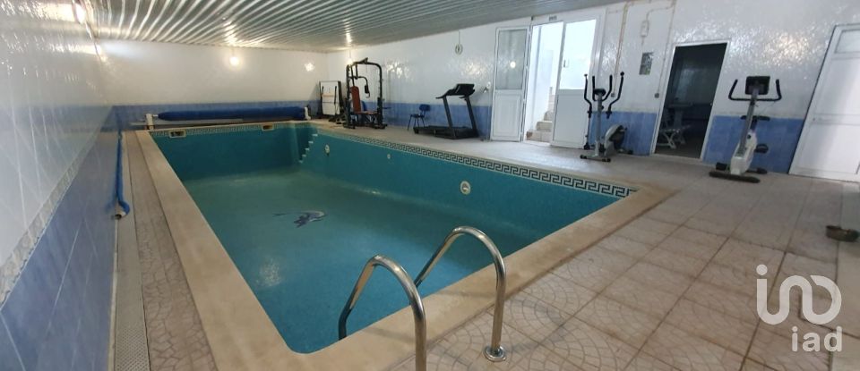 House T8 in Santa Clara e Castelo Viegas of 432 m²