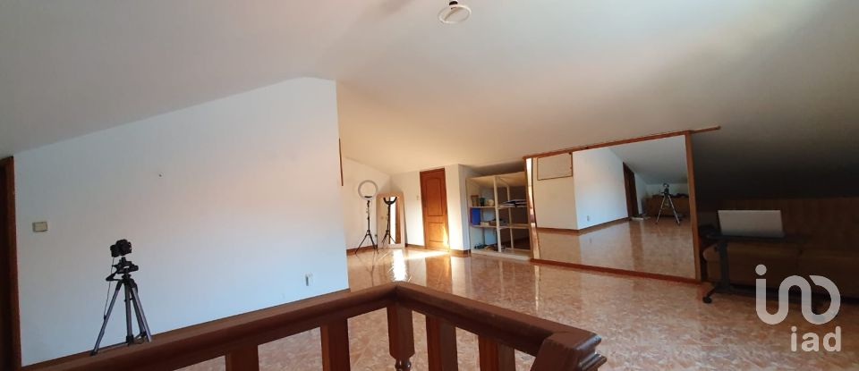 House T8 in Santa Clara e Castelo Viegas of 432 m²