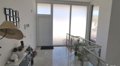 House T3 in Mexilhoeira Grande of 292 m²