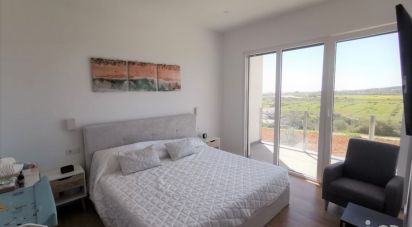 Maison T3 à Mexilhoeira Grande de 292 m²