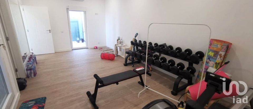 House T3 in Mexilhoeira Grande of 292 m²