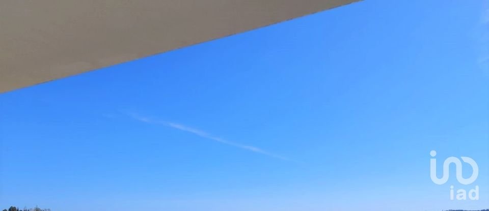 House T3 in Mexilhoeira Grande of 292 m²