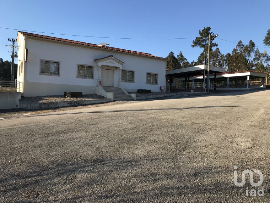 Restaurant in Rio de Couros e Casal dos Bernardos of 296 m²