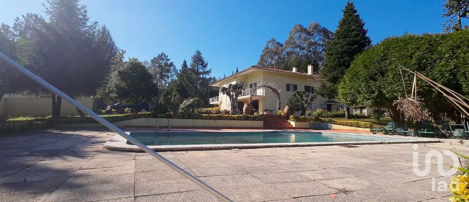 Casa / Villa T4 em Nogueira do Cravo e Pindelo de 309 m²