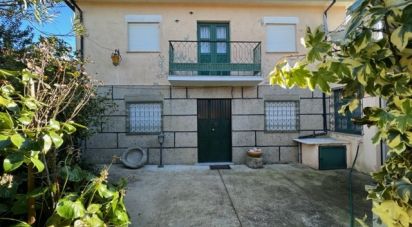 Maison T4 à Penas Roias de 170 m²