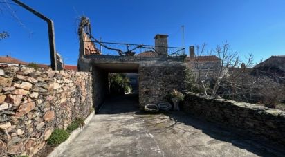 Maison T4 à Penas Roias de 170 m²