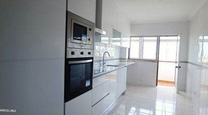 Apartment T3 in Marrazes e Barosa of 103 sq m