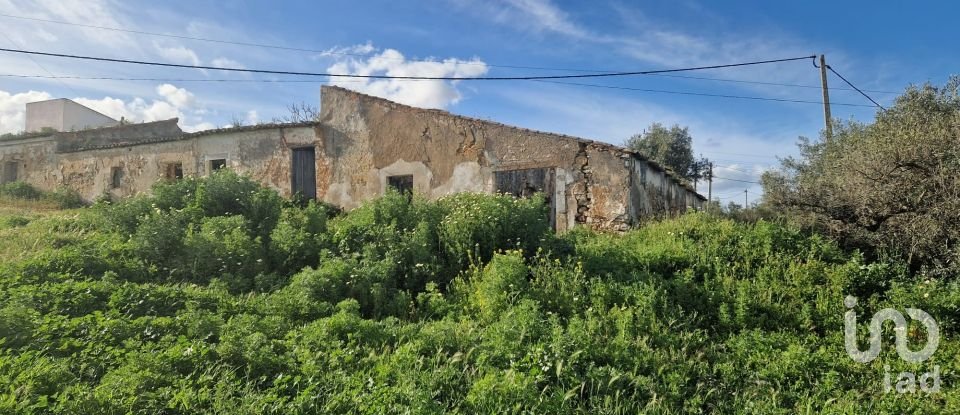 Maison T0 à Luz de Tavira e Santo Estêvão de 425 m²