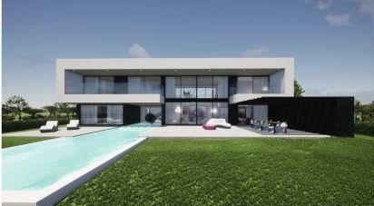 Casa / Villa T5 em Charneca De Caparica E Sobreda de 495 m²