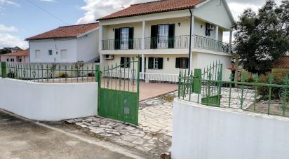 Casa de aldeia T3 em São Pedro do Esteval de 179 m²