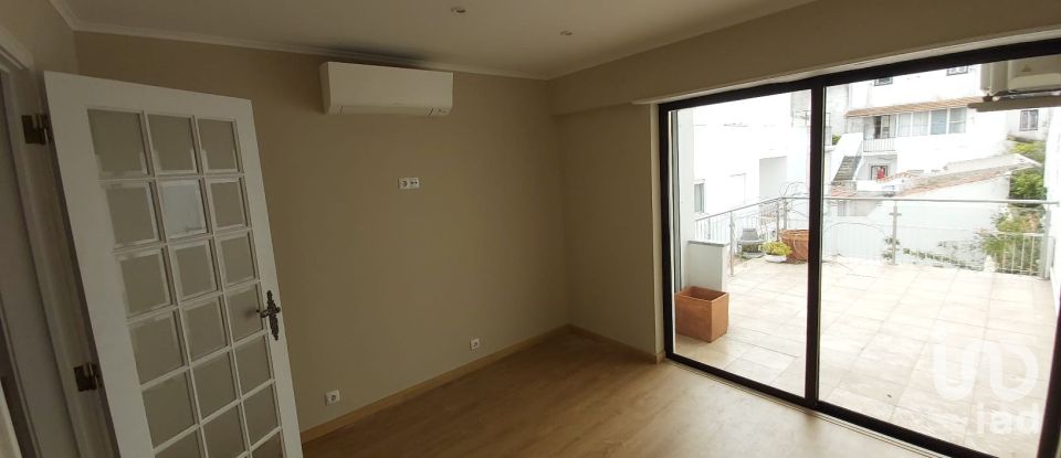 Apartment T4 in Cascais e Estoril of 137 m²