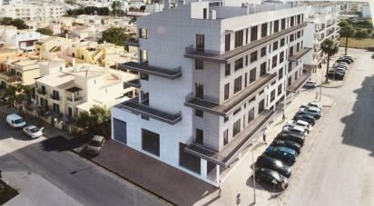 Terrain à Olhão de 2 437 m²