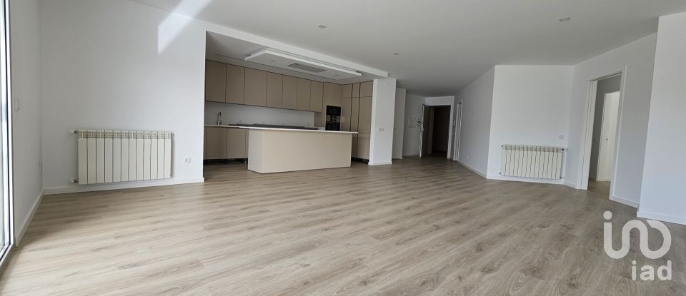 Apartment T4 in Leiria, Pousos, Barreira e Cortes of 165 m²