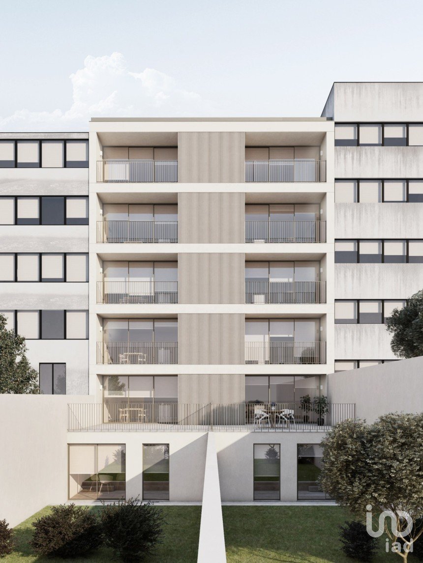 Apartment T2 in Bonfim of 83 m²