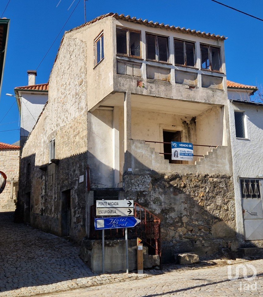 Maison T2 à Penso e Freixinho de 115 m²