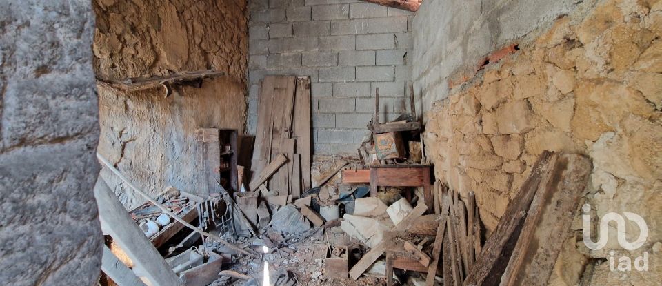 Maison T2 à Penso e Freixinho de 115 m²