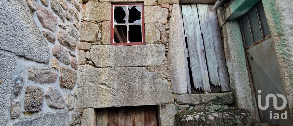 Maison T2 à Penso e Freixinho de 115 m²