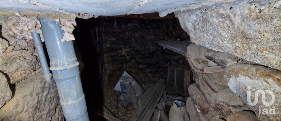 Maison T2 à Penso e Freixinho de 115 m²