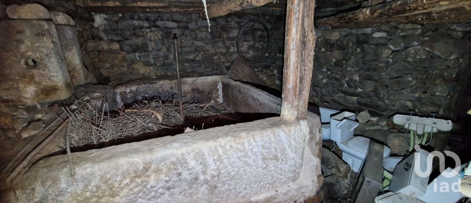 Maison T2 à Penso e Freixinho de 115 m²