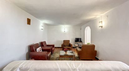 Lodge T4 in Câmara de Lobos of 150 m²