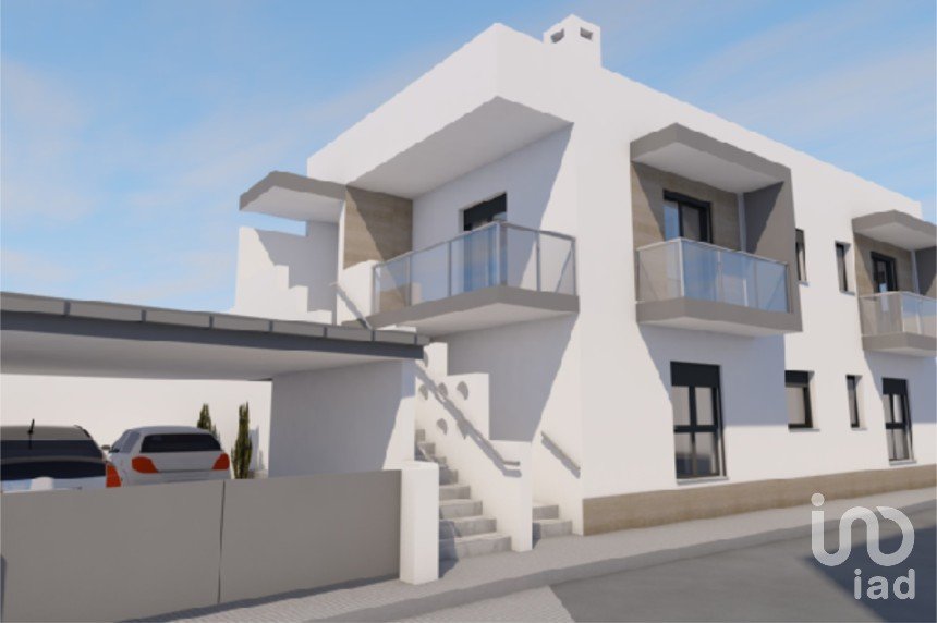 Moradia T0 em Maceira de 205 m²