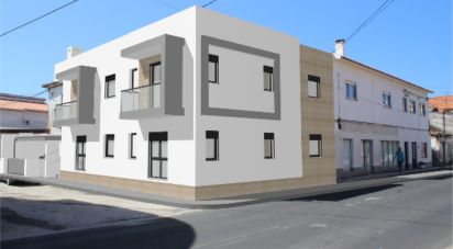 Maison T0 à Maceira de 205 m²