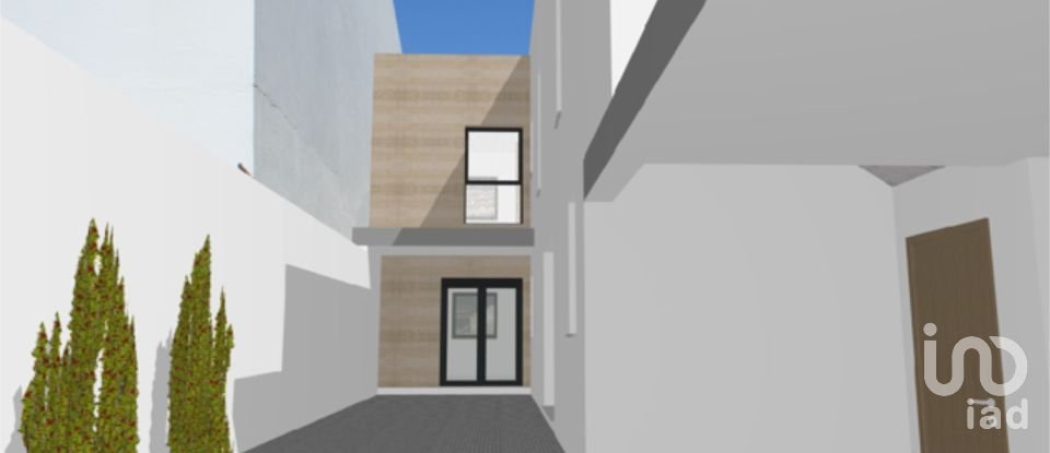 Moradia T0 em Maceira de 205 m²