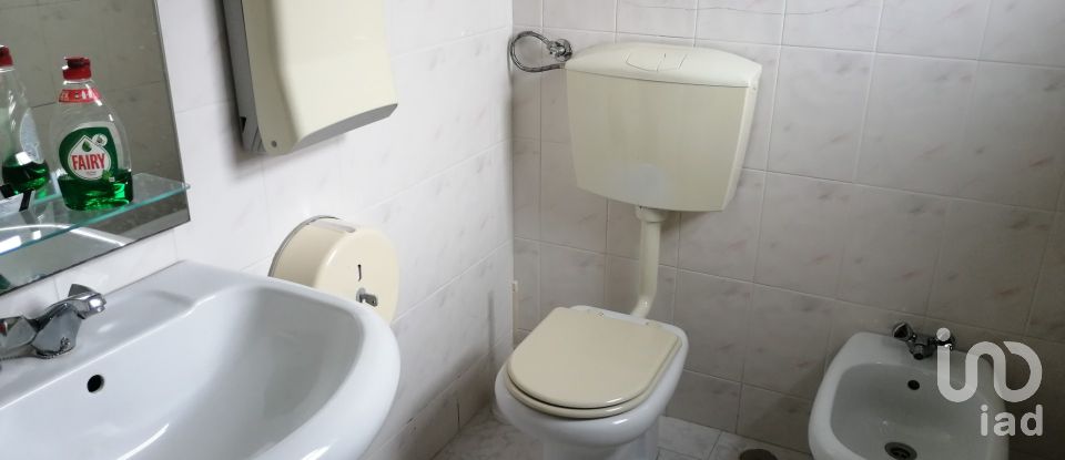 Murs commerciaux à Arega de 480 m²