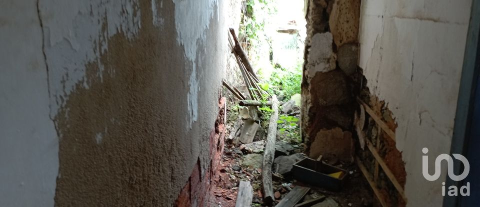 Village house T2 in Serra e Junceira of 128 m²