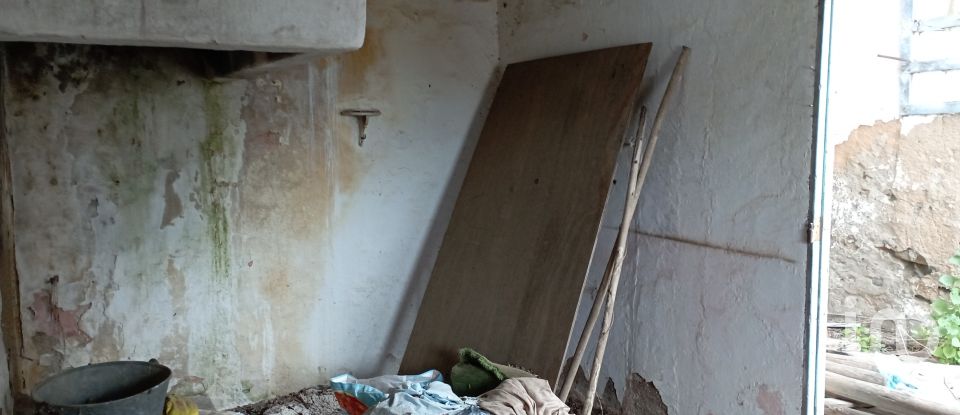 Village house T2 in Serra e Junceira of 128 m²