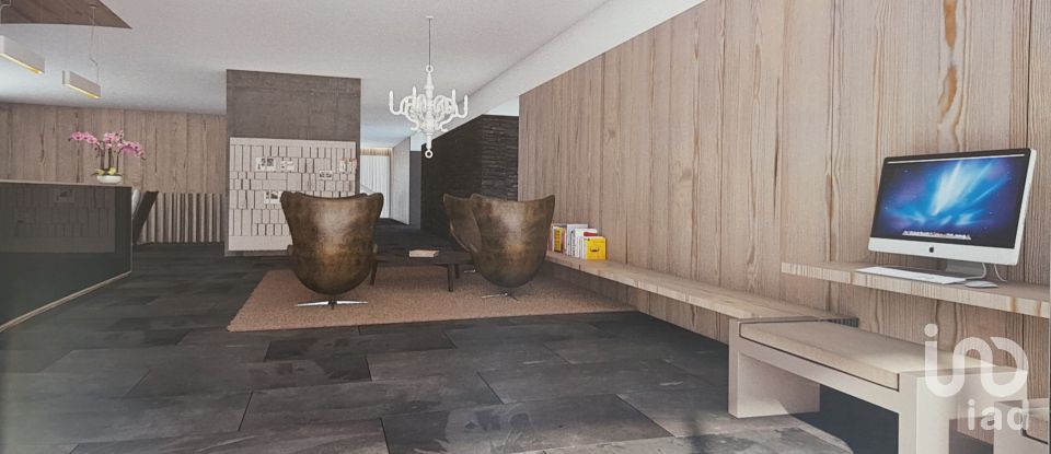 Retail property in Vila de Ala of 221,625 m²