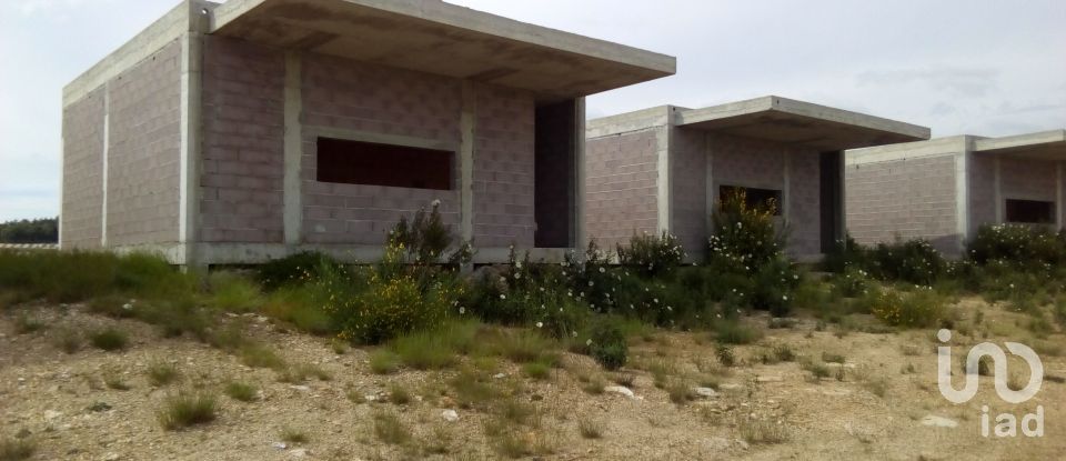 Retail property in Vila de Ala of 221,625 m²