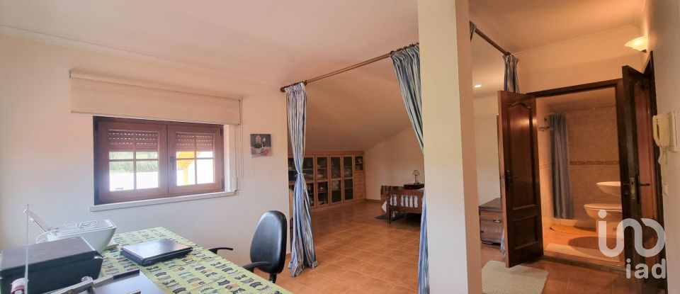 Lodge T4 in Lourinhã e Atalaia of 481 m²