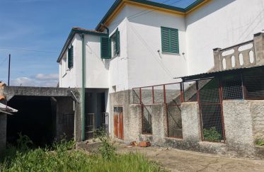 Casa / Villa T3 em São Pedro de Alva e São Paio de Mondego de 300 m²