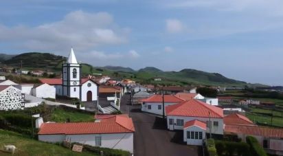 Maison T2 à Velas (São Jorge) de 190 m²