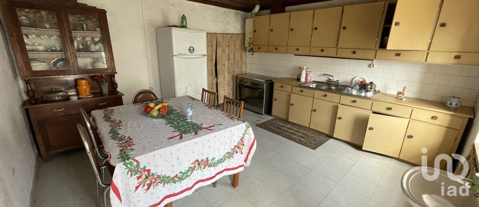 Maison T2 à Velas (São Jorge) de 190 m²