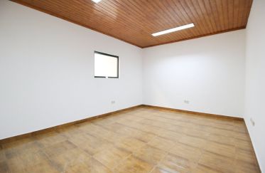Offices in Arruda dos Vinhos of 20 m²