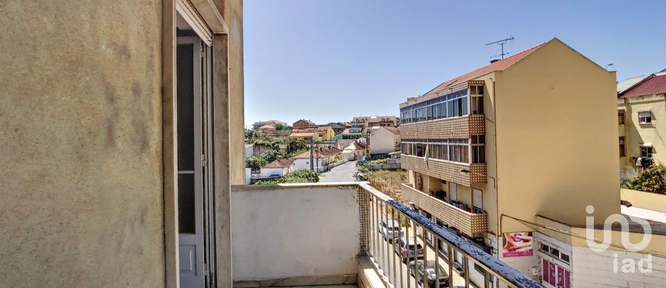 Apartamento T3 em Santa Iria de Azoia, São João da Talha e Bobadela de 68 m²