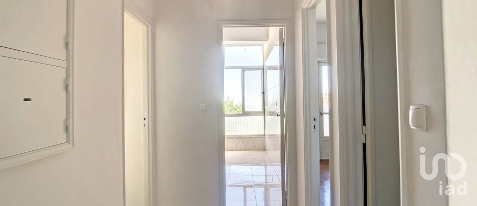 Appartement T3 à Santa Iria de Azoia, São João da Talha e Bobadela de 68 m²